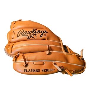 Rawlings Tan Baseball Glove - Players Series